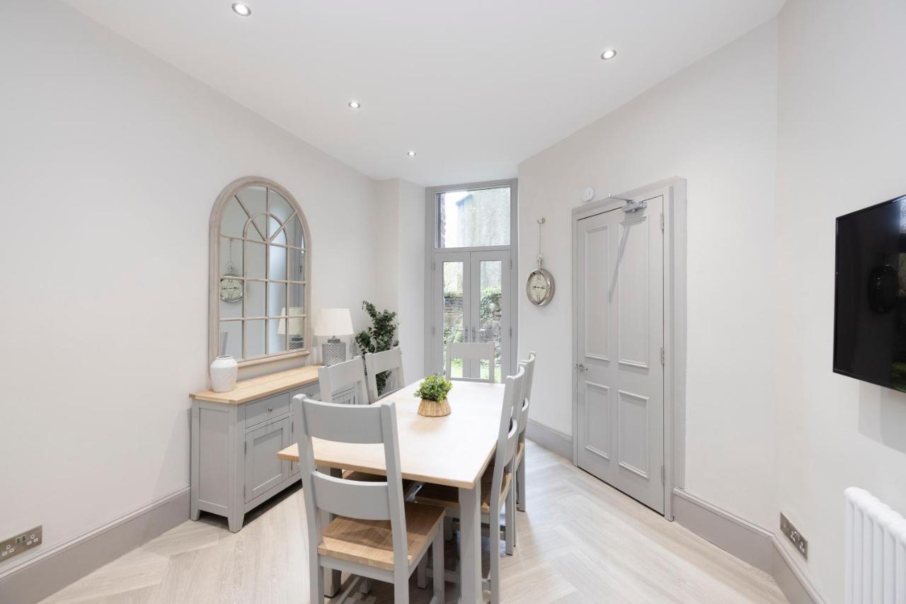 Stylish 3-Bedroom Edinburgh City Getaway Экстерьер фото