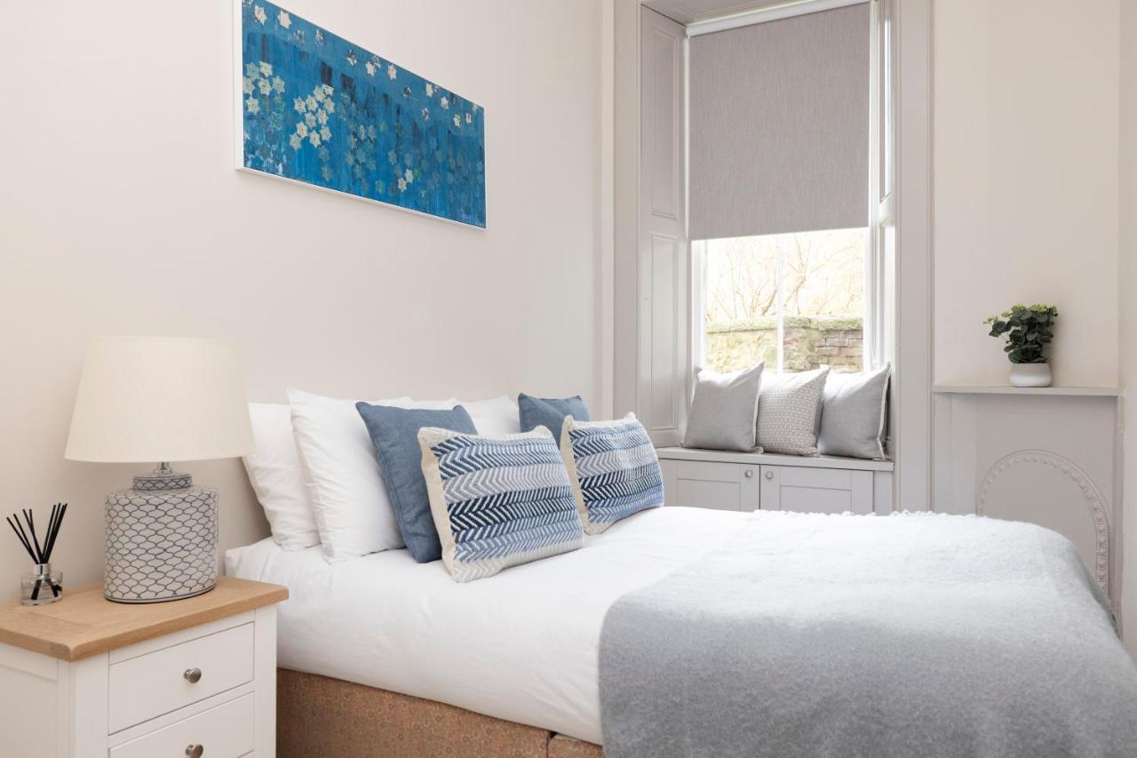 Stylish 3-Bedroom Edinburgh City Getaway Экстерьер фото